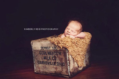 Posing Basics for Newborn Photography