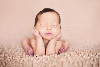 Posing Basics for Newborn Photography
